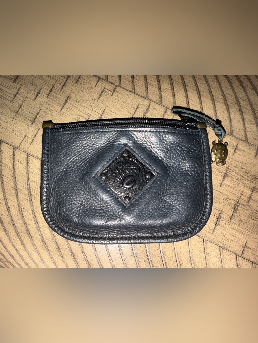 Turtle Ridge Black Leather Zip Coin Purse Wallet with Turtle Charm